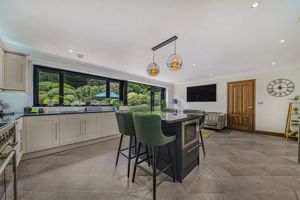 Photo 43- click for photo gallery